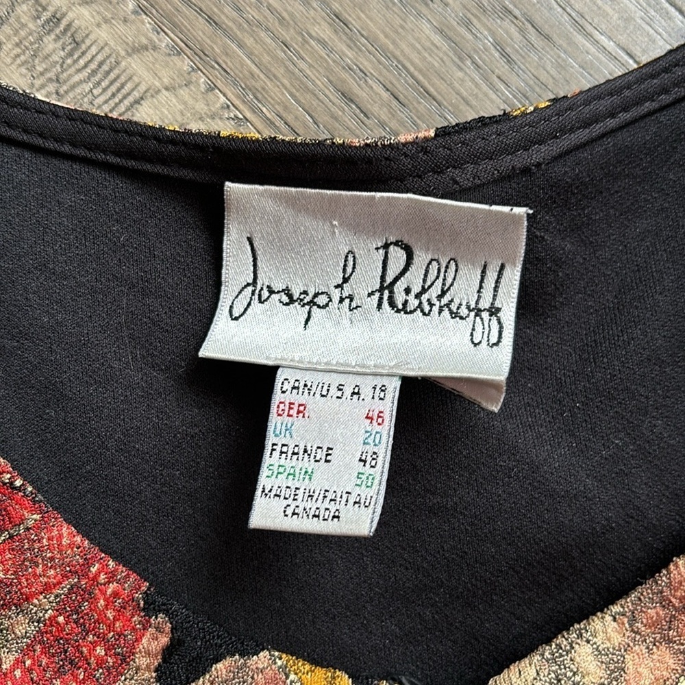 🔥Joseph Ribkoff🔥 | Vintage abstract jacket with red rhinestones - Picture 7 of 14
